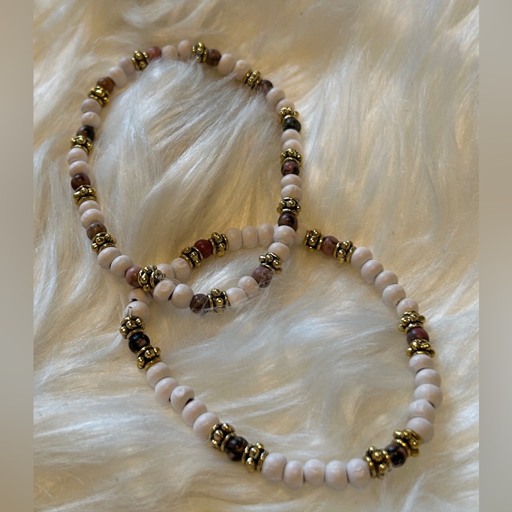 HANDMADE BRACELET WITH RHODONITE